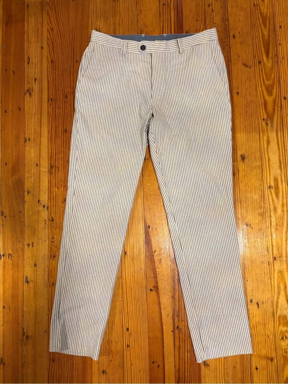 Bonobos Slim Seersucker Stripe Chinos - White & Blue